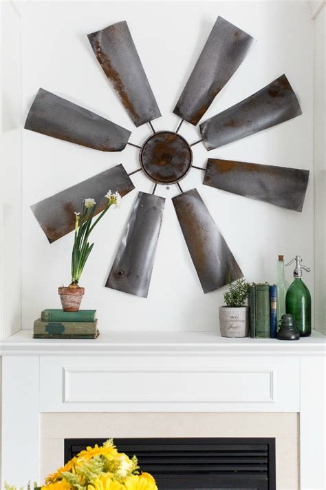 With accent colour interior wall design and decor ideas that are saturated and have brown undertones, you can achieve a cozy living room. Large DIY Wall Decor Ideas (lots of renter friendly ...