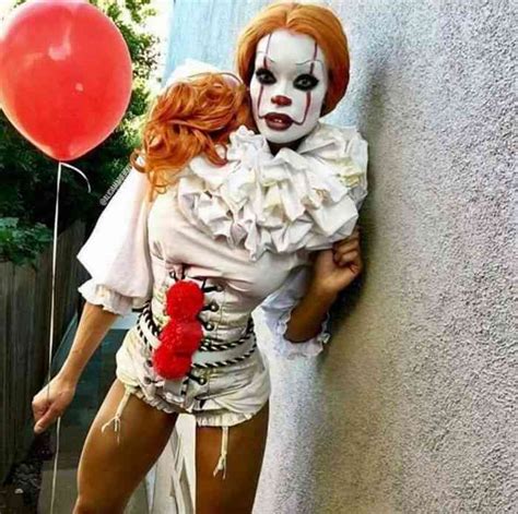 Collection Of Sexy Pennywise Cosplay Coming To A Halloween Party Near