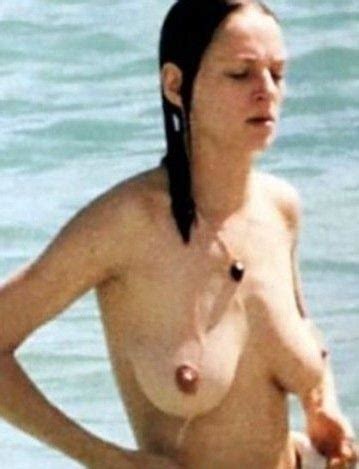 Uma Thurman postet heißes Nacktfoto Nacktefoto com Nackte Promis