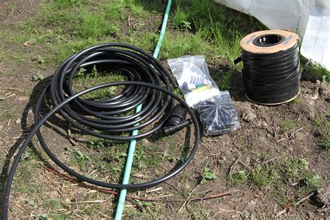 This lets you control how long and how often parts of how to set up a worm farm. Got Gravity? 10 Steps to set-up a low-tech drip-irrigation ...