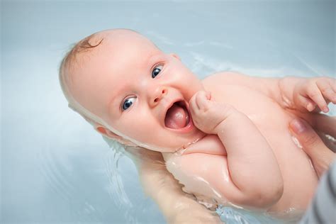 Dicas Importantes Para Que O Banho Do Seu Bebê Seja Perfeito Clínica
