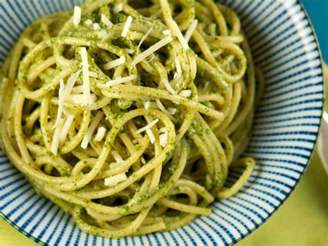 Prepara Esta Receta De Espagueti Verde Con Menos De 100 Cocinadelirante