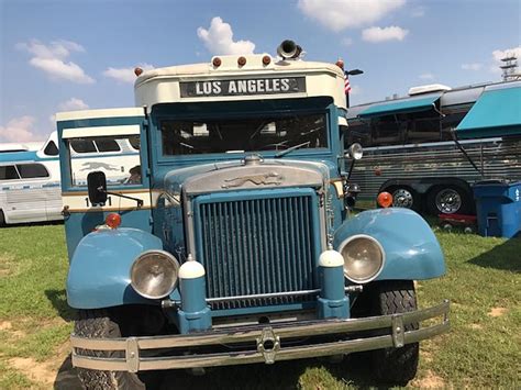 Vintage Bus Rally At The Former Greyhound Terminal In Downtown