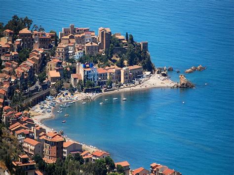 Guarda le foto e la mappa, leggi descrizioni e recensioni e scegli la vacanza più adatta a te a prezzi vantaggiosi. 1 recensioni e 25 foto per Casa al mare - Aggiornato al ...