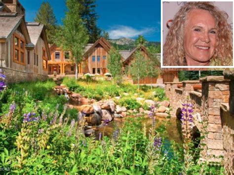Christy walton married into what is now the richest family in the world: Must See: Photos Of Houses Of The Richest People in The World