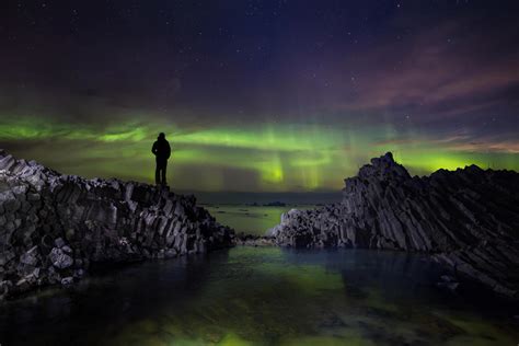 The Scenery Of The Night Northern Lights Visit Greenland