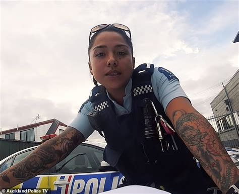 Stunning Tattooed Police Officer Taking The Internet By Storm With Her