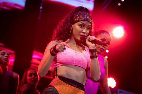Anitta At Meltdown Review Brazil S Biggest Star Explodes Onto The London Stage London Evening