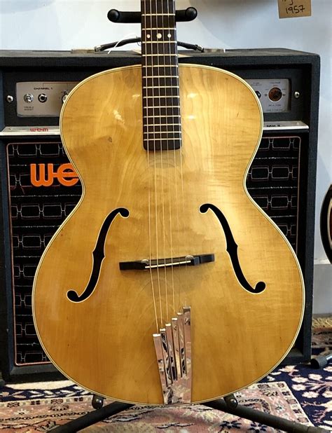 1957 Hofner Senator