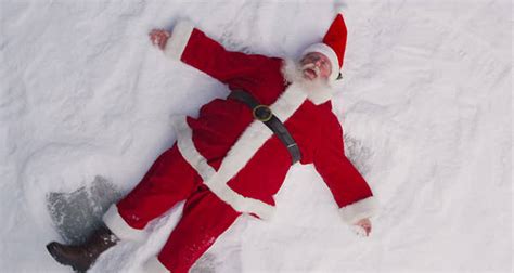 How Hundreds Of Kids Witnessed The Death Of Santa Claus After He