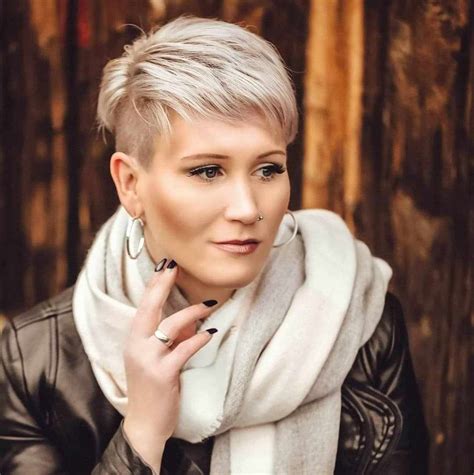 Feminine Pixie Haircuts Ideas for Women in 2020 Year
