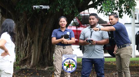 Peritos Del IMELCF Se Capacitan En El Vuelo De Drones Instituto De