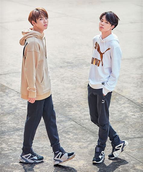 Army, penggemar bts, juga ikut sayang sama mereka meski hanya melihat foto dan videonya saja. Bts Jungkook and Jimin Jikook | Jikook, Bagtan boys ...