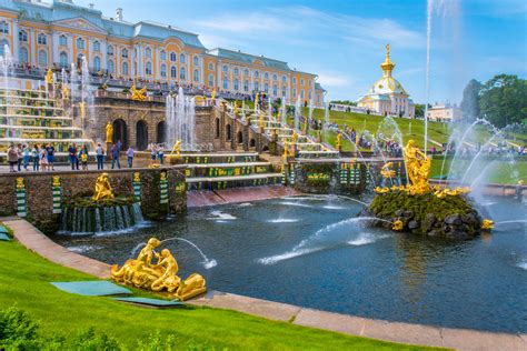 Petersburg is a city dipped in gold. Katharinenpalast in St. Petersburg Foto & Bild | world ...