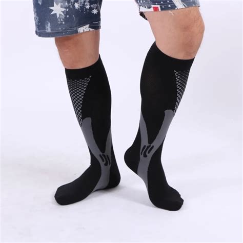 Comfortable Men Women Fashion Leg Braces Support Stretch Compression Socks Below Knee Socks Leg