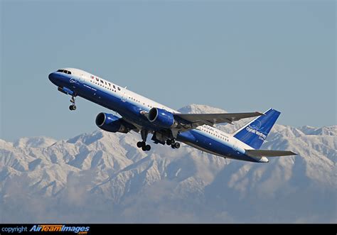 Boeing 757 222 N542ua Aircraft Pictures And Photos