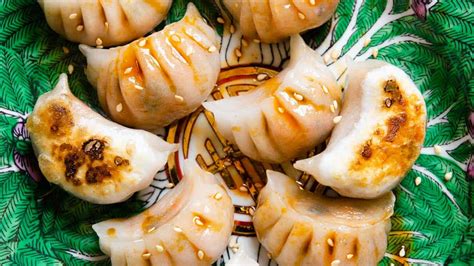 Gluten Free Crystal Dumplings With Vegan Filling Healthy Nibbles By