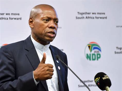 Health minister dr zweli mkhize conducts an oversight visit at steve biko academic hospital on health minister zweli mkhize has been placed on special leave by president cyril ramaphosa, the. SOUTH AFRICA'S HEALTH MINISTER ZWELI MKHIZE AND HIS WIFE TEST POSITIVE FOR COVID-19
