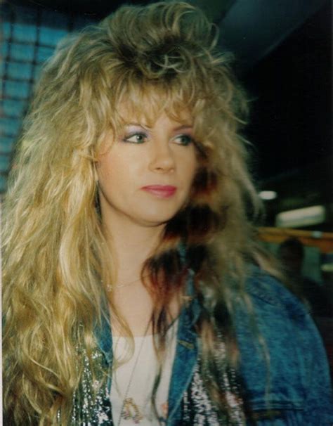 To add a little glitz and glamour, just add a few shiny metal clasps throughout the lengths. Jan in Finland 1989 | 80s big hair, Vintage hairstyles ...