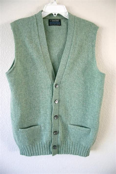 Introducing the camel cardigan set you'll want to wear all day, every day. MEN'S Vintage Mint Green Wool button up V neck Sweater