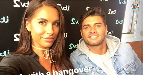 Love Islands Jess Shears And Mike Thalassitis Head Back To Hotel