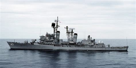 Uss Dahlgren Ddg 43 Farragut Class Destroyer