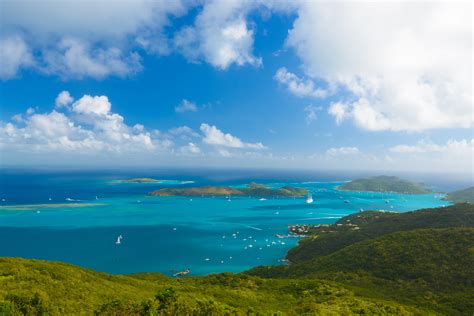4 Reasons To Dive The British Virgin Islands - DeeperBlue.com
