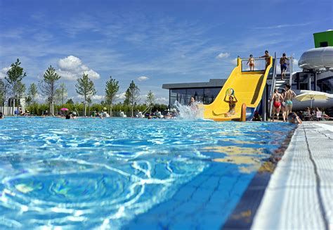 We're down to the final hour of the morning sesh! Baden & Wassersport: F3 Fellbach, Fellbach - | prinz.de