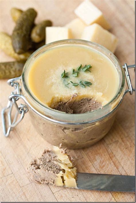 I know many of you can't even imagine eating chicken livers in any form but hang in here. 5 Easy to Make Liver Pate Recipes - Primal Edge Health