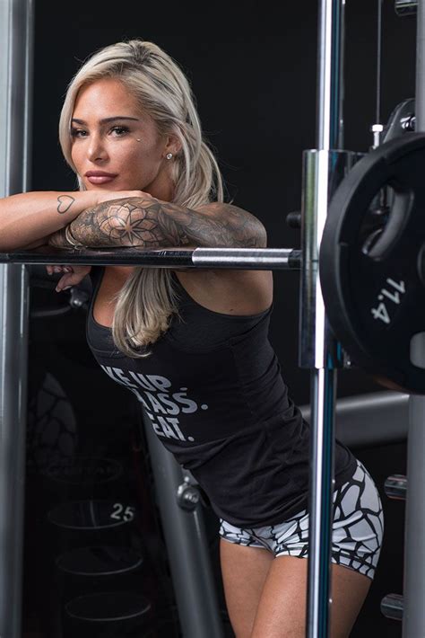 Instagram Sensation Badass Cass Doesn T Hold Back When It S Time To Train Legs Try This
