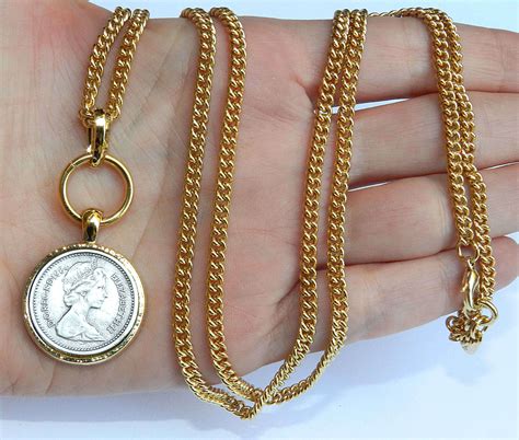 queen elizabeth pendant 12x22mm 24k shiny gold elizabeth pendant medallion necklace gld 310