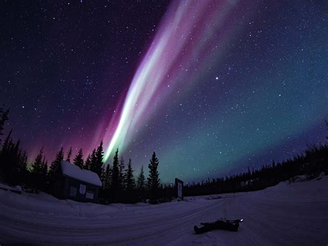 How To See The Northern Lights In Yellowknife Canada Photos Condé