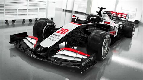 Последние твиты от formula 1 (@f1). Haas F1-presenteert radicaal nieuwe kleurstelling voor ...