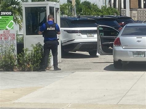 West Palm Beach police arrest passenger in car seen fleeing scene where