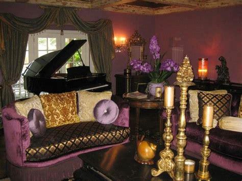 Plum Purple And Gold Living Room Déco Intérieure