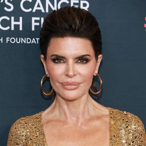 Lisa Rinna Poses Topless In Jaw Dropping Photo Hello
