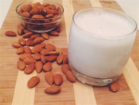 How To Make Your Own Almond Milk Elaine Sir