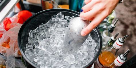 How To Make Ice Cubes Without A Tray 6 Best Tips
