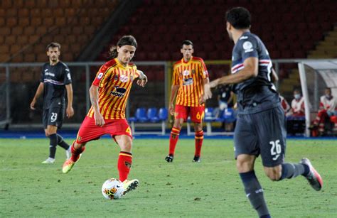 Das ist die statistik zur begegnung cagliari calcio gegen us lecce am 12.07.2020 im wettbewerb serie a. Sassuolo-Lecce: vota la formazione dei tifosi - Calcio Lecce