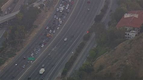 Pedestrian Struck Killed On 101 Freeway In Hollywood Abc7 Los Angeles