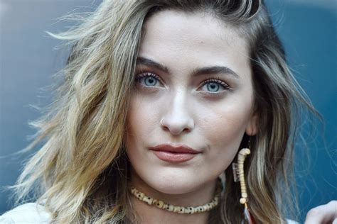 During outings with her father, she and her brothers had to wear masks or some sort of coverings to avoid being publicly recognised, and were (and still are). Paris Jackson Net Worth, Bio, Wiki, Height, Age, Boyfriend, Husband, Family - Celebnetworth.net