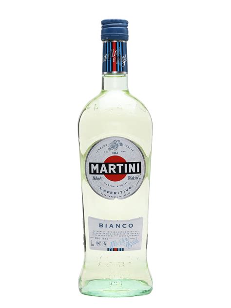 Martini bianco on the rocks. Martini Bianco Vermouth : The Whisky Exchange