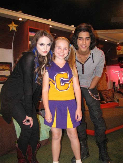 Jade Beck And The Cheerleader Victorious Cast Jade And Beck Liz Gillies