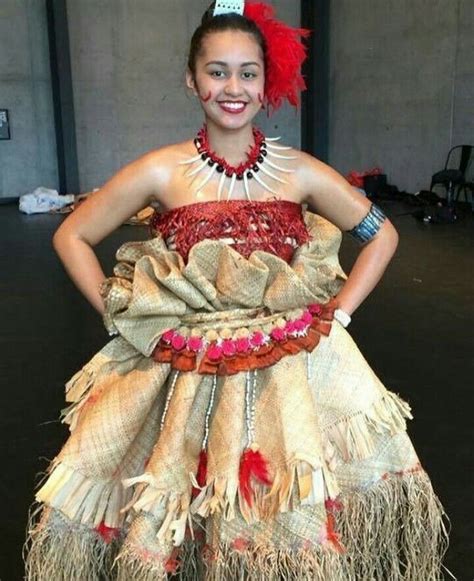 Samoan Traditioalcermonial Dress Samoan Dance Samoan Dress