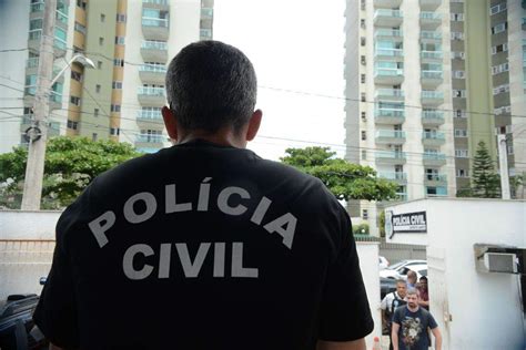 Polícia Civil Do Paraná Abre Concurso Com 400 Vagas
