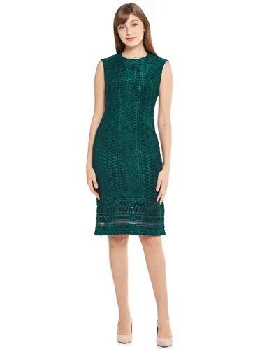 Green Knee Length Sheath Dress महिलाओं की डिजाइनर ड्रेस लेडीज डिजाइनर