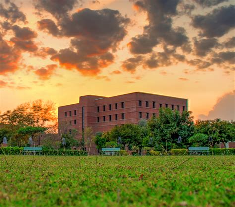 Life sciences and medicine sphere: LUMS, Pakistan's top university is ranked among the top 50 ...