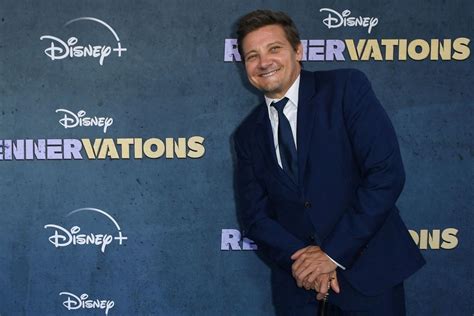 Jeremy Renner S First Appearance Since Life Threatening Accident