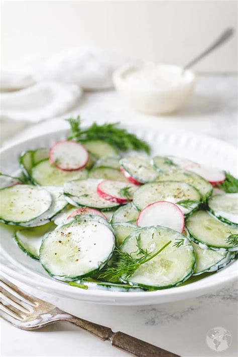 1/4 cup apple cider vinegar. Polish Cucumber Salad with Sour Cream and Dill - Mizeria ...