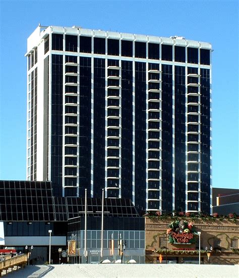 Trump plaza jersey city captures the ultimate luxury of the trump name in two majestic towers rising 50 and 55 stories above the hudson river in jersey city. Trump Plaza Hotel - East Tower - The Skyscraper Center